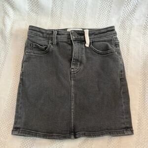 new current elliott black/white jean skirt size 23
